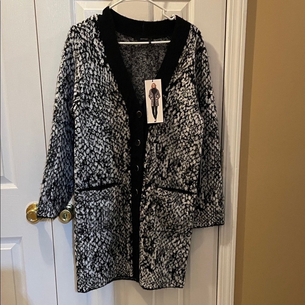 Vertigo Black and White Button-Up Cardigan